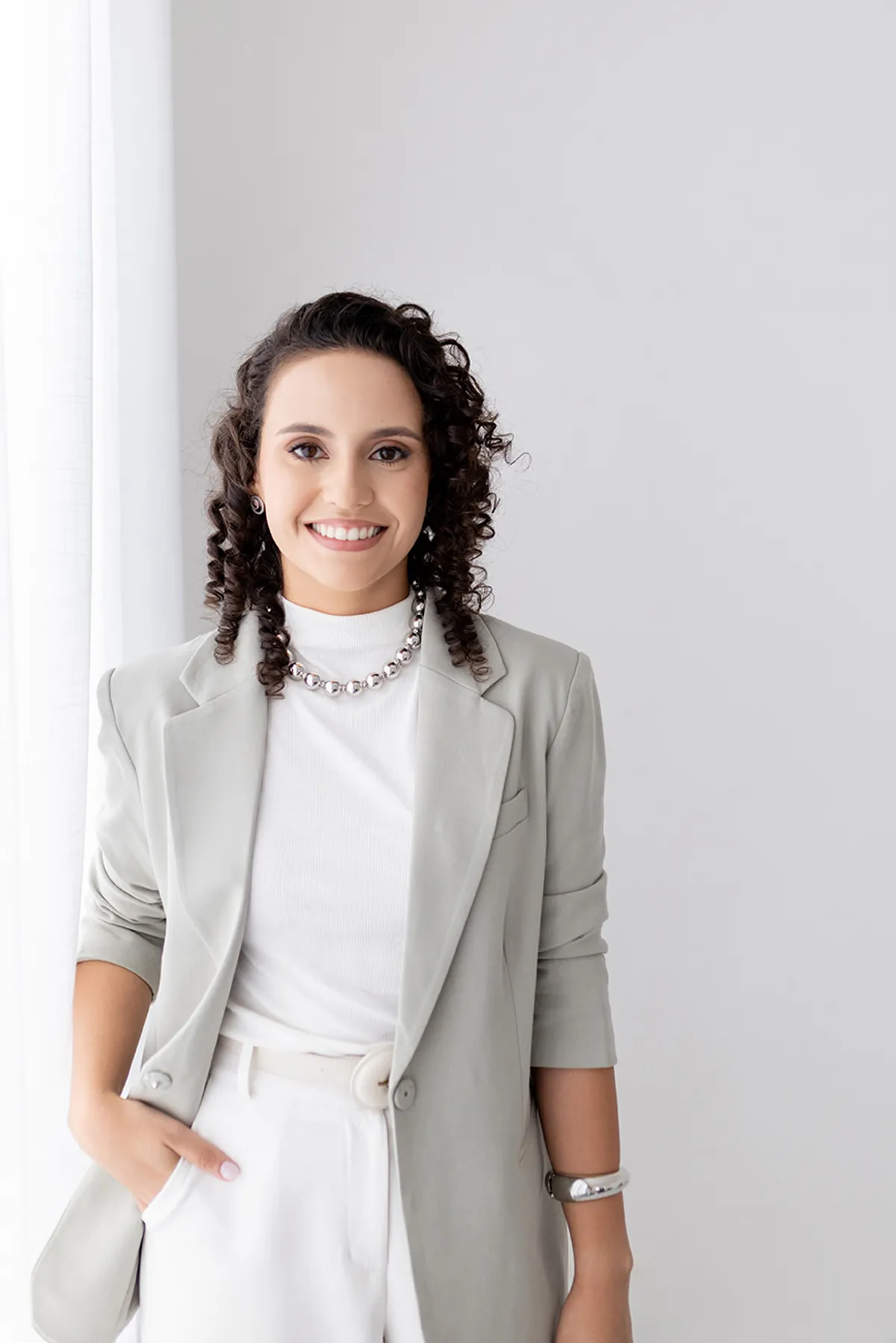 Retrato corporativo feminino com blazer